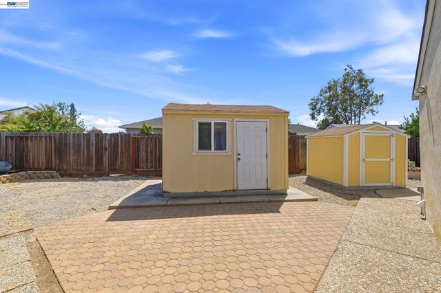 32235 Pulaski Dr, Hayward, CA 94544