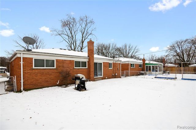 13171 Burgundy Avenue, Warren, MI 48089