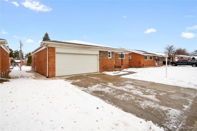 13171 Burgundy Avenue, Warren, MI 48089