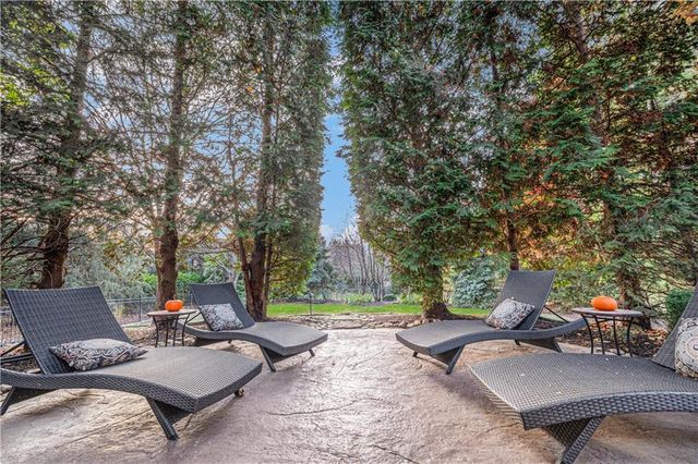 14606 Briar Street, Leawood, KS 66224