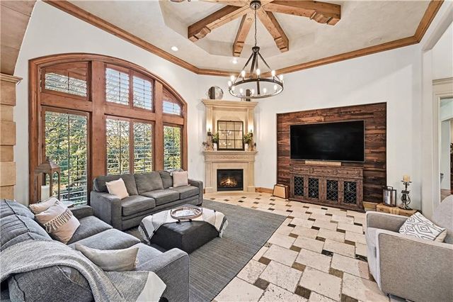 14606 Briar Street, Leawood, KS 66224