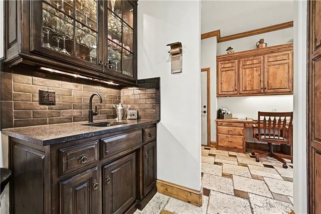 14606 Briar Street, Leawood, KS 66224