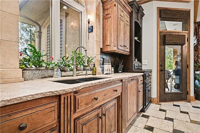 14606 Briar Street, Leawood, KS 66224