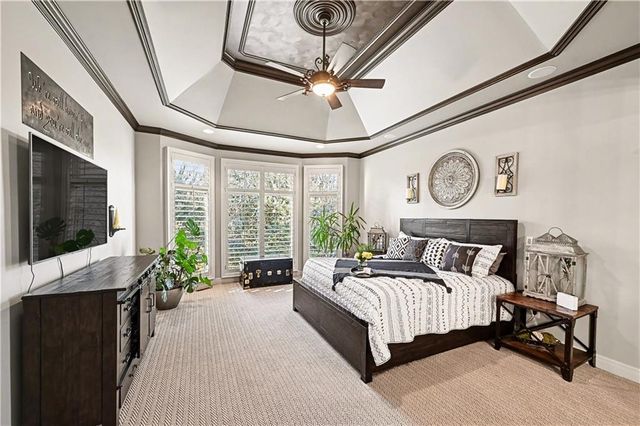 14606 Briar Street, Leawood, KS 66224