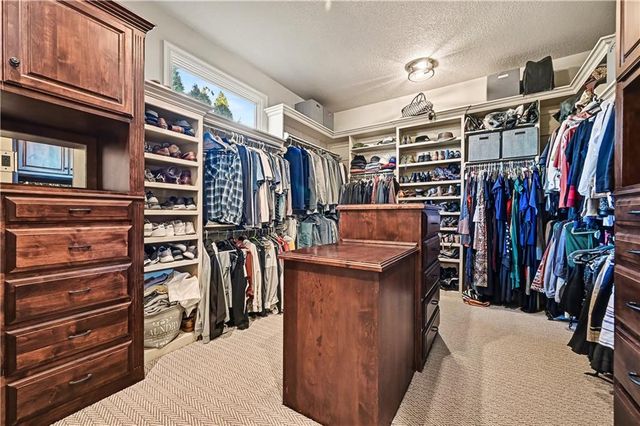 14606 Briar Street, Leawood, KS 66224