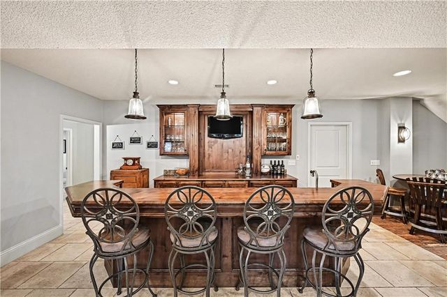 14606 Briar Street, Leawood, KS 66224