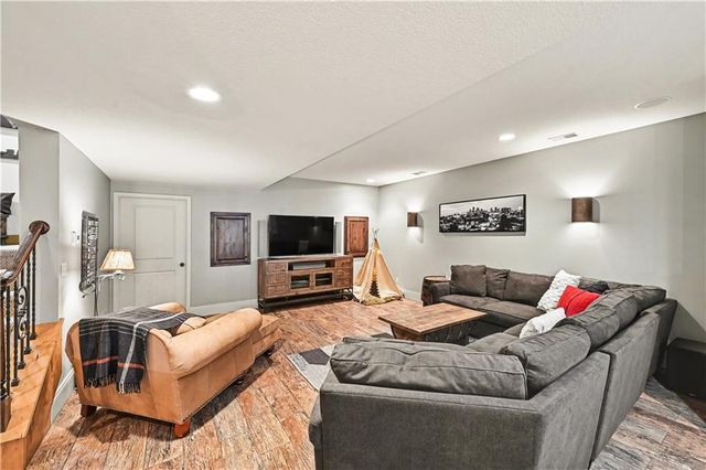 14606 Briar Street, Leawood, KS 66224