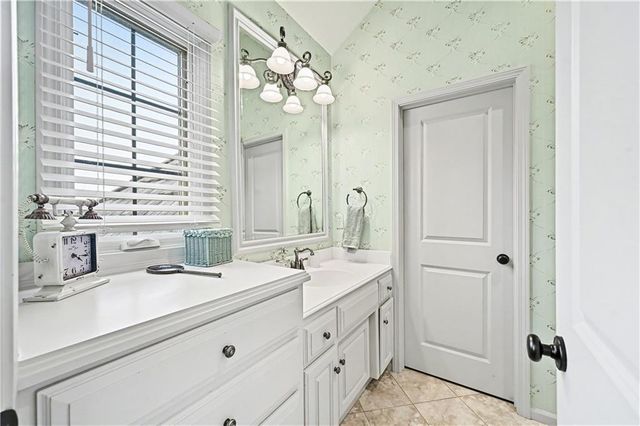 14606 Briar Street, Leawood, KS 66224