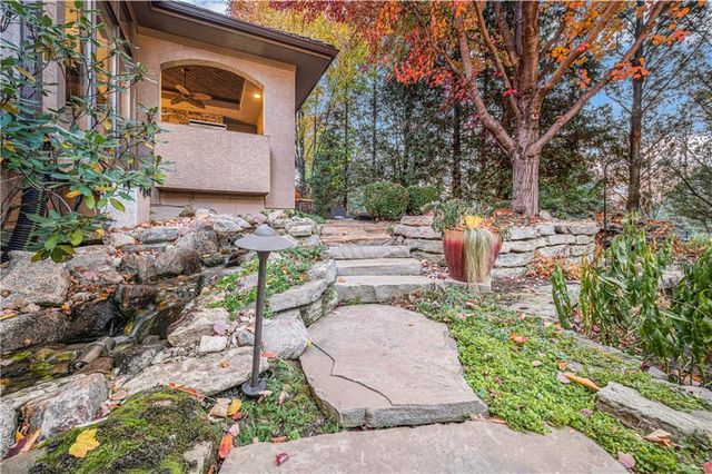 14606 Briar Street, Leawood, KS 66224