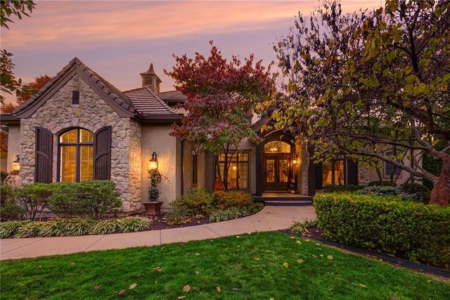 14606 Briar Street, Leawood, KS 66224