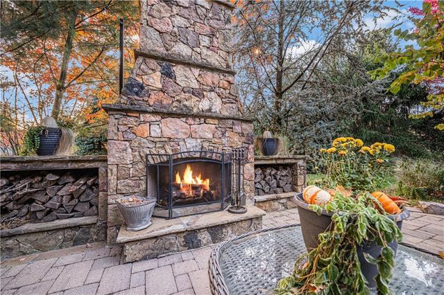 14606 Briar Street, Leawood, KS 66224