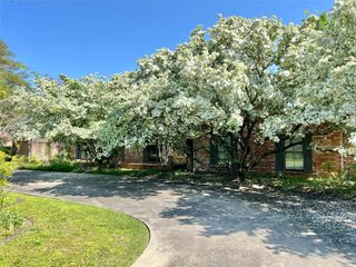 6325 Gladys Avenue, Beaumont, TX 77706
