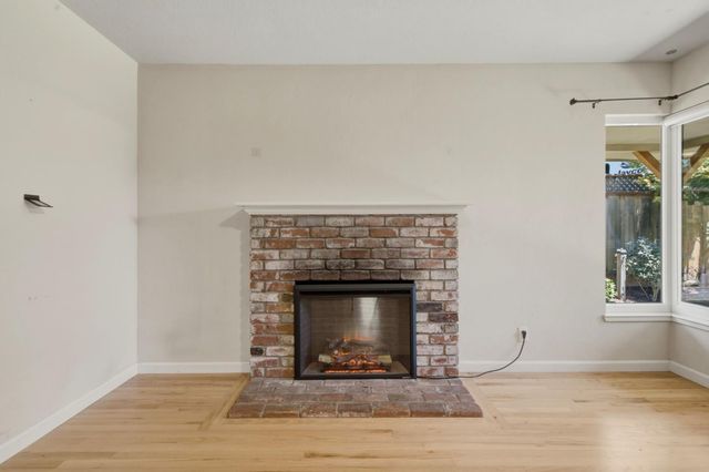 530 B Street, Hollister, CA 95023