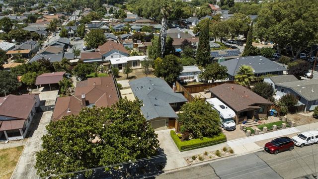 530 B Street, Hollister, CA 95023