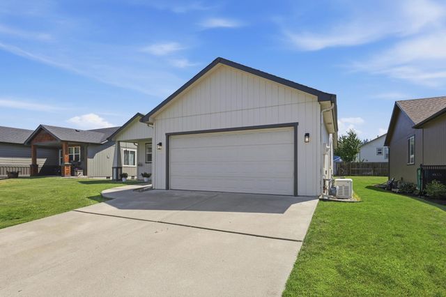 17608 E 2nd Ln, Spokane Valley, WA 99016
