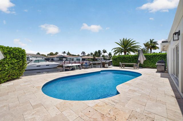 4460 NE 26th Avenue, Lighthouse Point, FL 33064