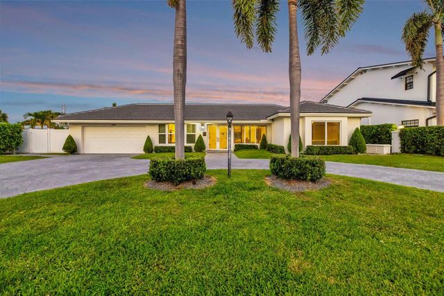 4460 NE 26th Avenue, Lighthouse Point, FL 33064