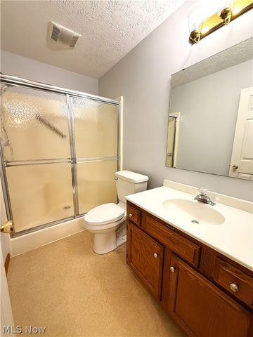 1933 Candlewood Drive, Avon, OH 44011