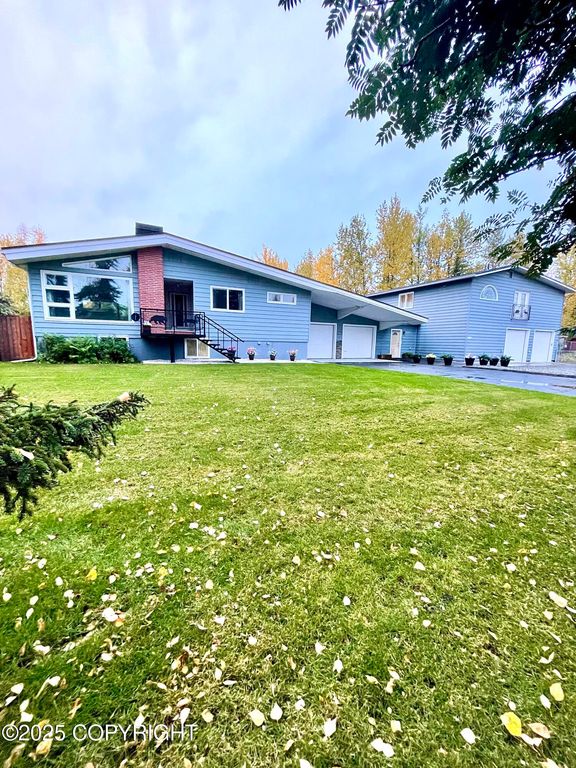 7404 E 4th Avenue, Anchorage, AK 99504