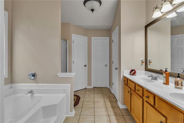 1515 Brisbane Drive, Dacula, GA 30019