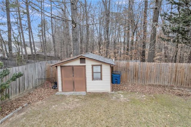 1515 Brisbane Drive, Dacula, GA 30019