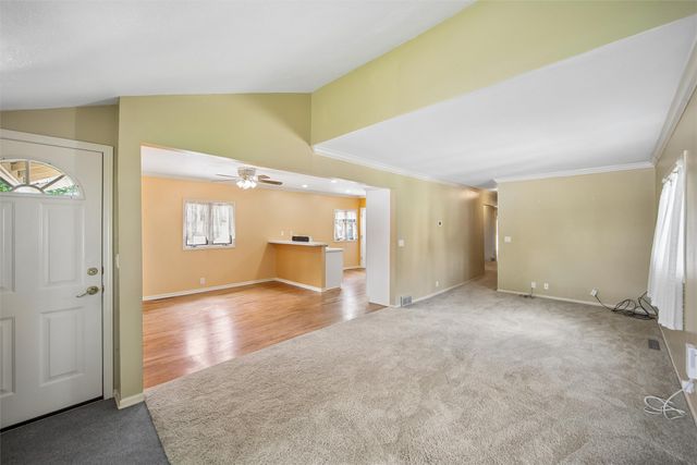 3828 Hunter Avenue, Des Moines, IA 50311