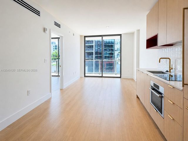90 NE 32nd Street 705, Miami, FL 33137