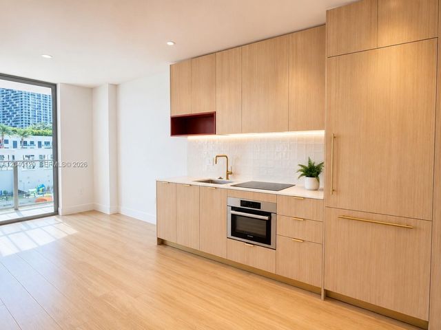 90 NE 32nd Street 705, Miami, FL 33137