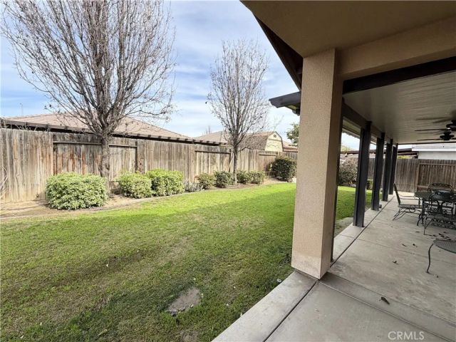 600 Vancluse Bay Drive, Bakersfield, CA 93307