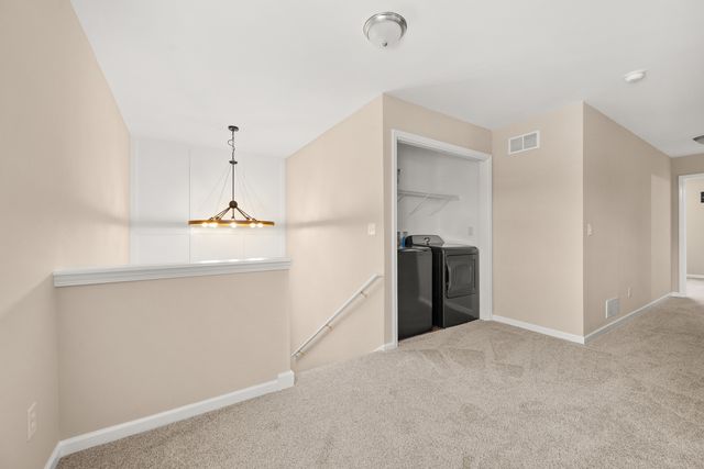 3705 Green Tree Lane, Dekalb, IL 60115