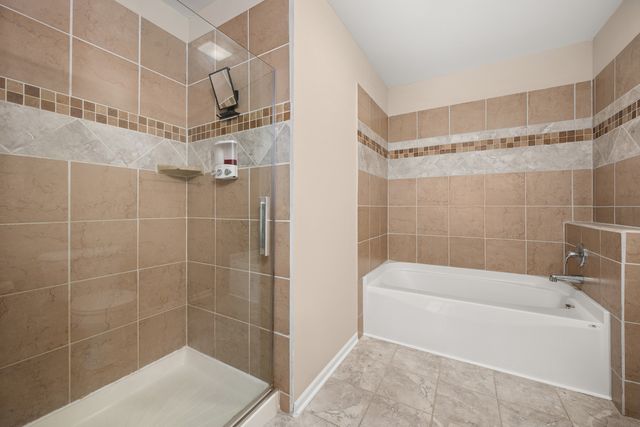 3705 Green Tree Lane, Dekalb, IL 60115