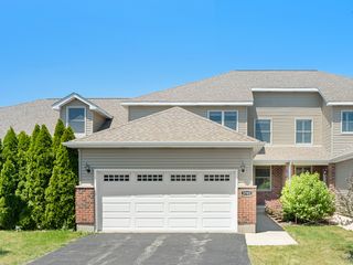 3705 Green Tree Lane, Dekalb, IL 60115