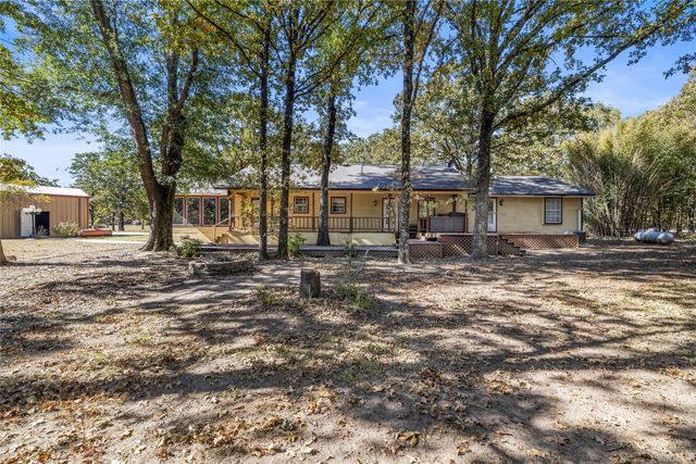 1739 RS County Road 3345, Emory, TX 75440