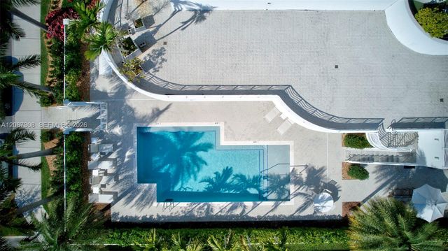 612 Bayshore Drive 601, Fort Lauderdale, FL 33304