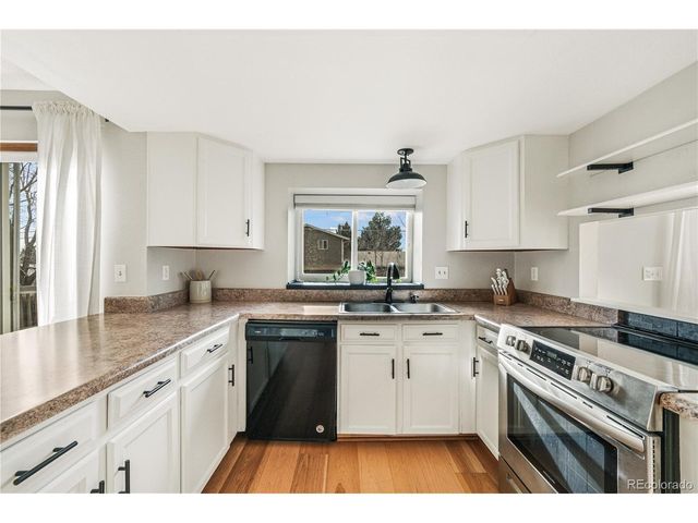 4916 W 61st Pl, Arvada, CO 80003