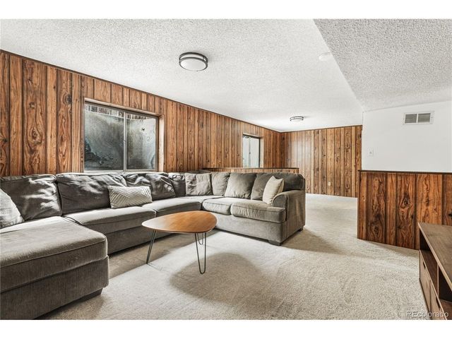 4916 W 61st Pl, Arvada, CO 80003