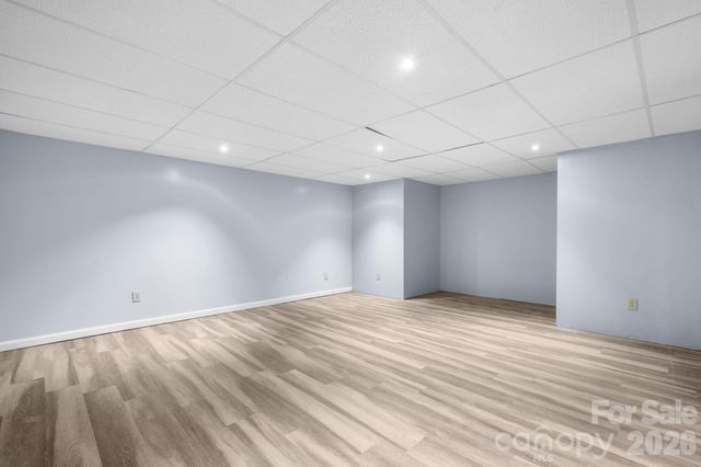 1011 Cambridge Court, Lenoir, NC 28645