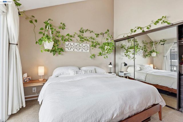 3877 3877 Vine St, Pleasanton, CA 94566