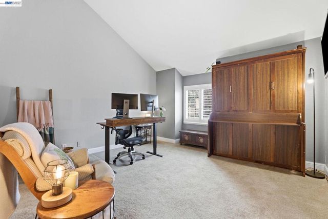 3877 3877 Vine St, Pleasanton, CA 94566