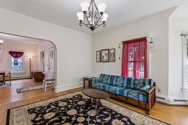 313 Angel Avenue SW, Watertown, MN 55388