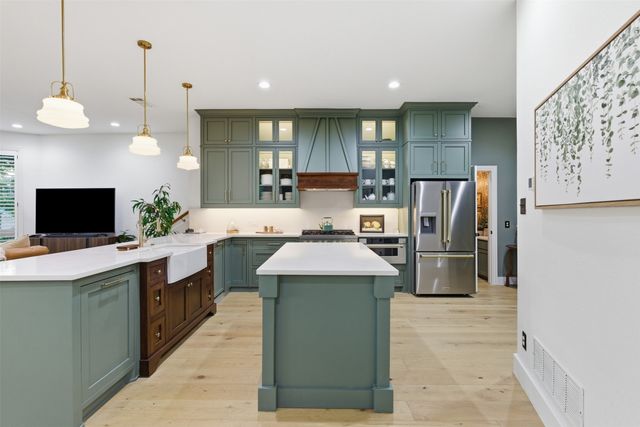 6823 Red Bud Drive, Flower Mound, TX 75022
