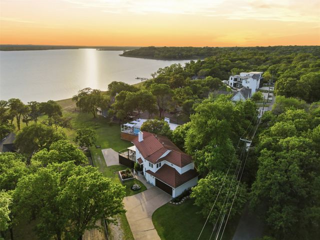 6823 Red Bud Drive, Flower Mound, TX 75022