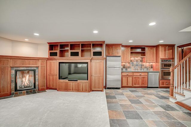 620 Newman Trail, Stillwater, MN 55082