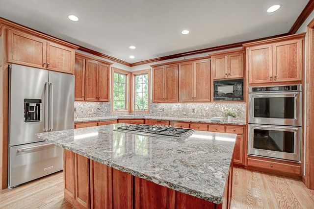 620 Newman Trail, Stillwater, MN 55082