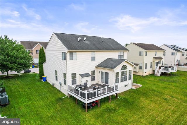 2520 VILLAGE RD, Dover, PA 17315