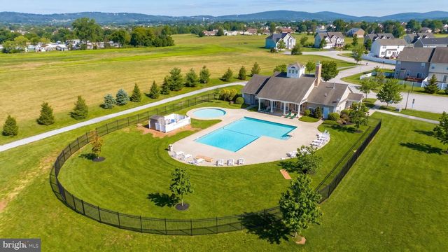 2520 VILLAGE RD, Dover, PA 17315