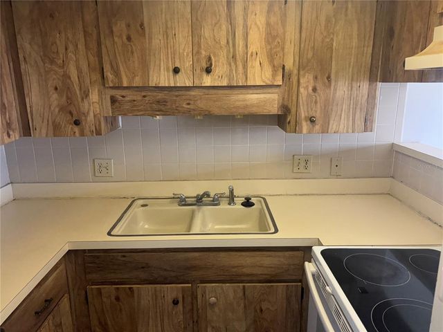 6125 CHESHAM DRIVE 1, New Port Richey, FL 34653