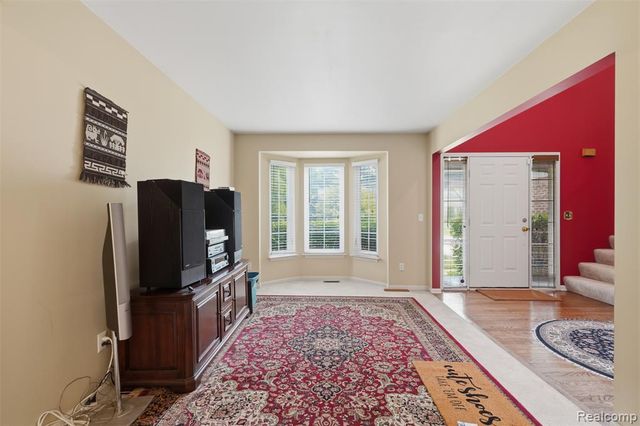 170 Fairhill Way, Howell, MI 48843