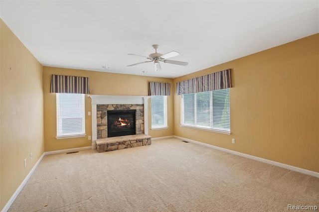 170 Fairhill Way, Howell, MI 48843