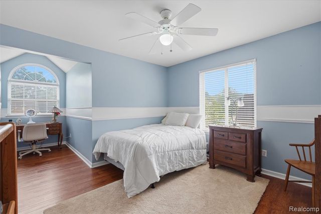 170 Fairhill Way, Howell, MI 48843